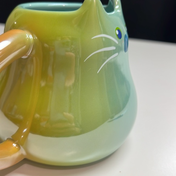 Disney Mr. Mittens mug - Picture 16 of 16